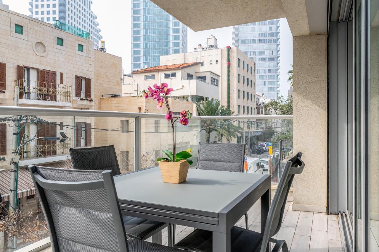 Amazing 3Bedrooms 2 Baths Balcony And Parking Prv Tel Aviv Exteriör bild